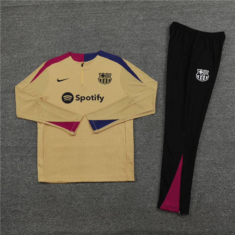 Conjunto Treino Barcelona 24/25 - Dourado