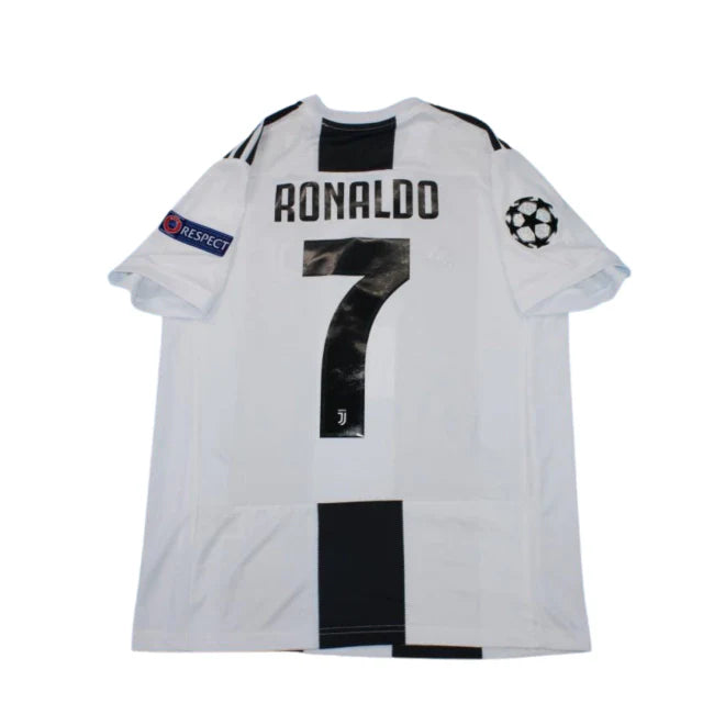 Camisa Retrô Juventus 2018/19 - Ronaldo