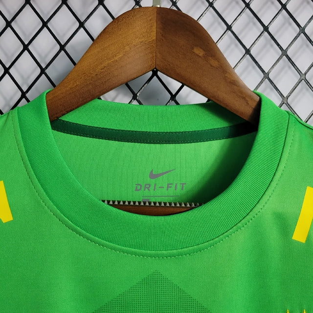 Camisa Seleção Brasil Training Suit 22/23 s/n° Torcedor Nike Masculina - Verde